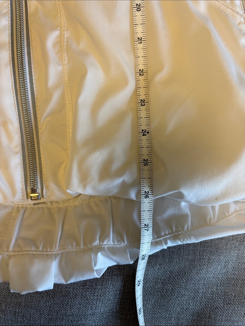 LULULEMON Resolution Jacket with hood.  White. - Picture 10 of 10